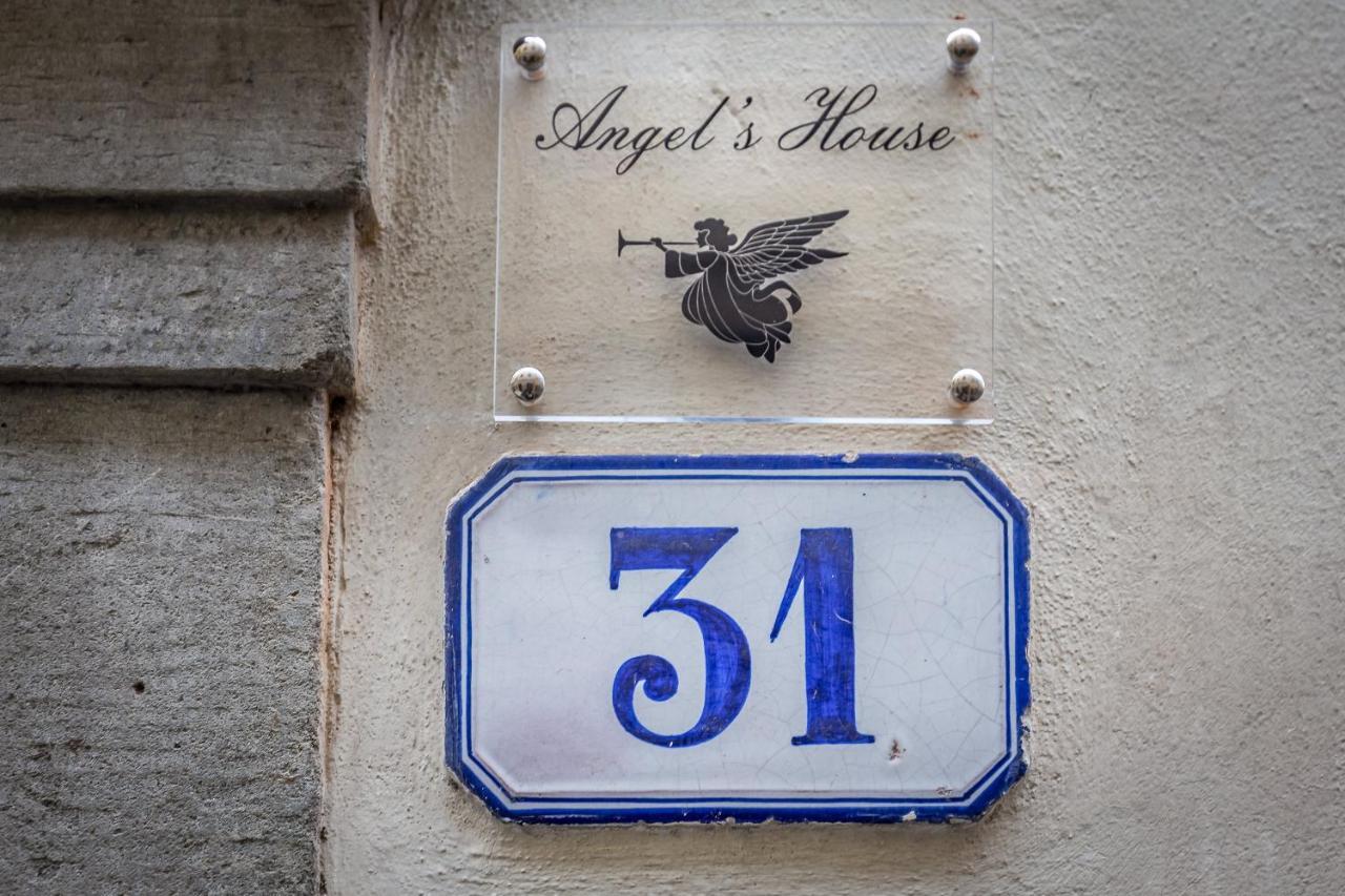 Angel's House Florence